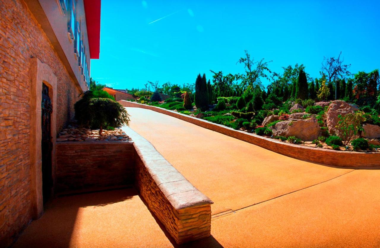 Holíč Hotel Air מראה חיצוני תמונה